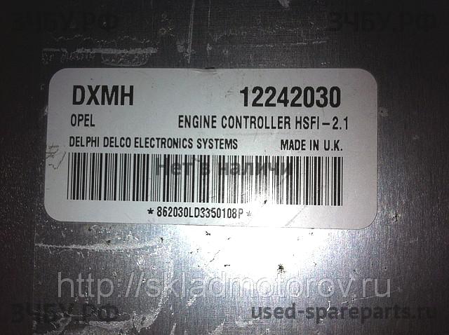 Opel Zafira B Блок управления двигателем