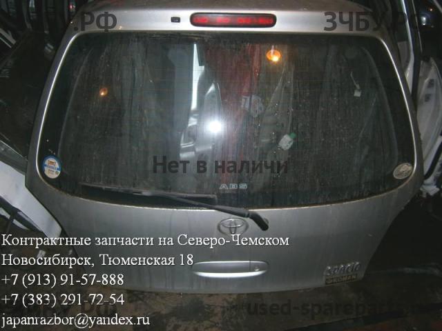 Toyota Corolla Spacio (E11) Дверь багажника
