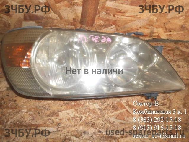 Toyota Altezza Фара правая