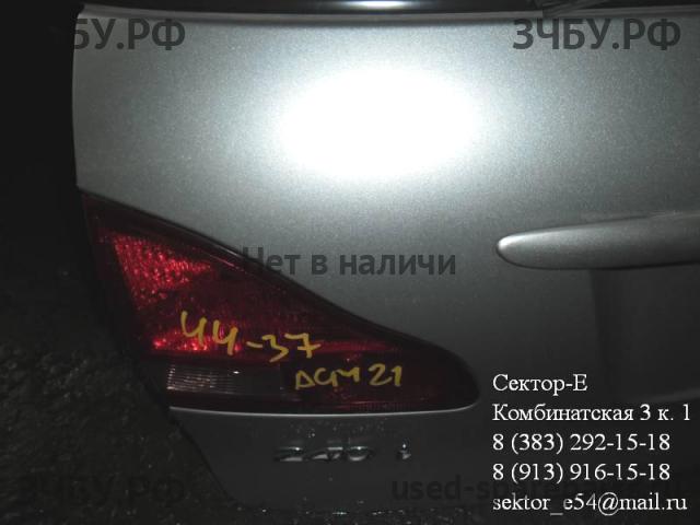 Toyota Ipsum 2 Дверь багажника