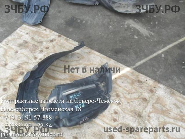 Toyota Platz Локер
