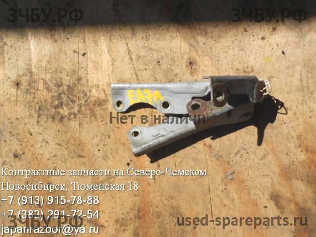 Mitsubishi Galant 8 (EA, EC) Петля капота
