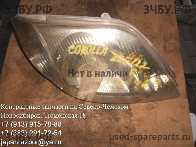 Toyota Corolla RunX Фара правая