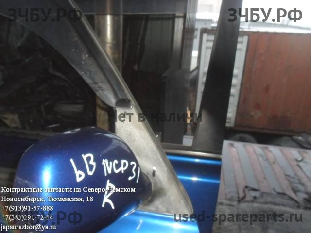Toyota BB (1) Зеркало правое электрическое