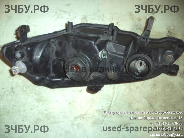 Honda Odyssey 2 Фара правая