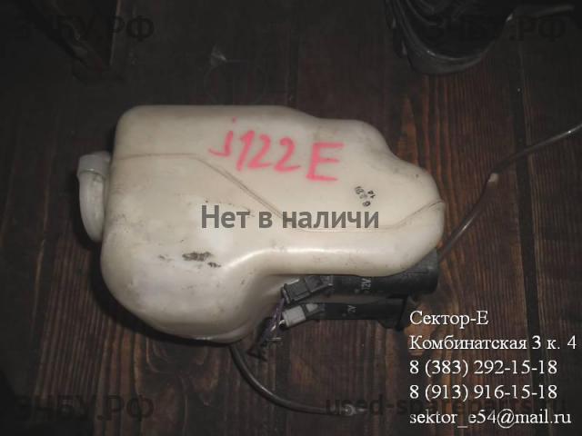 Toyota Cami Бачок омывателя лобового стекла