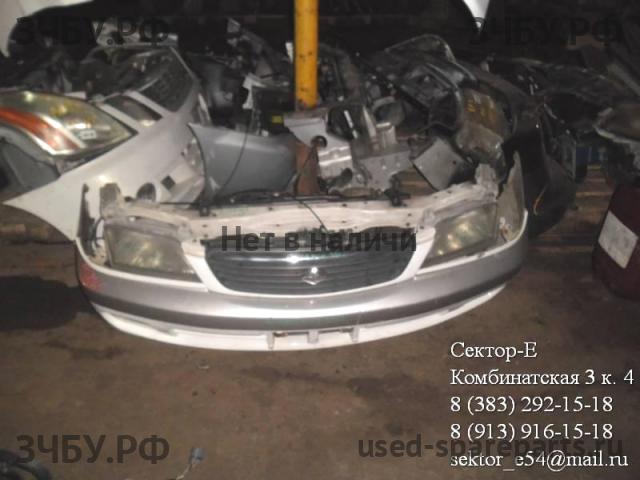 Toyota Carina (T210) Панель передняя (телевизор)