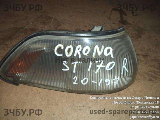 Toyota Carina (T170) Фонарь правый