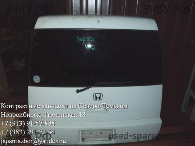 Honda StepWGN 1 Дверь багажника