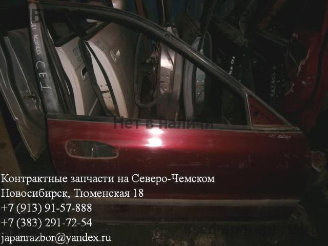Honda Accord 5 Дверь передняя правая