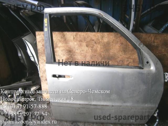 Toyota Raum 1 Дверь передняя правая