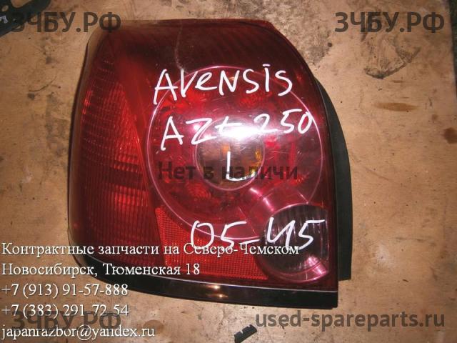 Toyota Avensis 2 Фонарь левый
