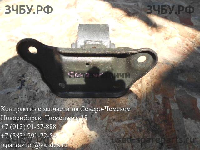 Mitsubishi Airtrek Опора двигателя