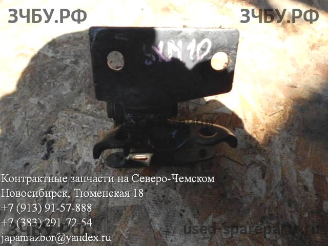 Toyota Ipsum 1 Опора двигателя