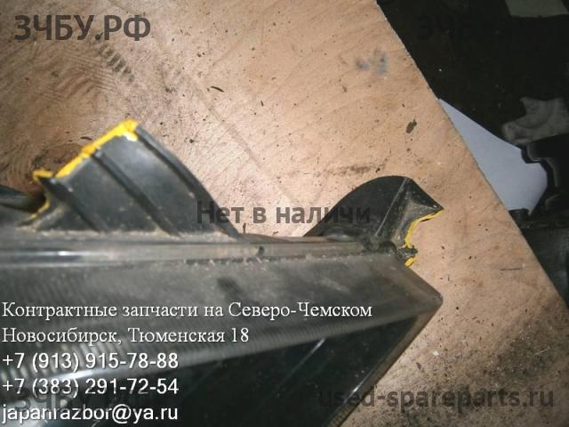 Toyota Vista/Vista Ardeo (V50) Фара правая