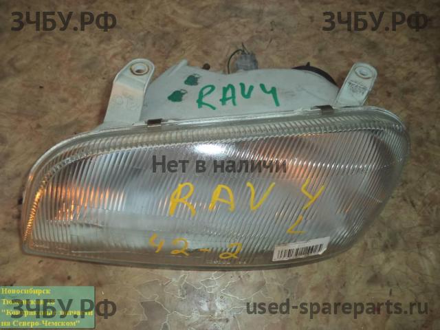 Toyota RAV 4 (1) Фара левая