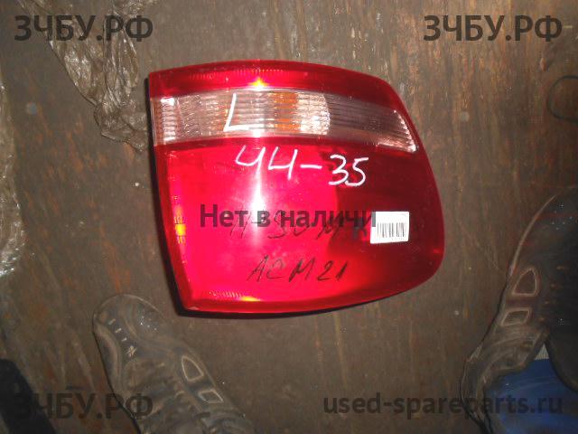 Toyota Ipsum 2 Фонарь левый