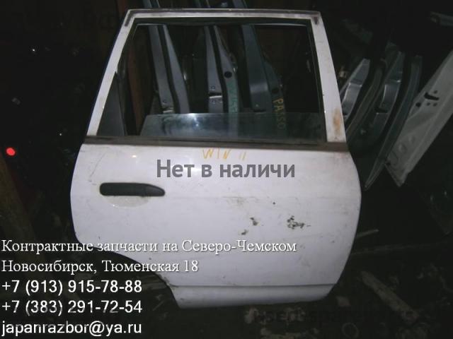 Nissan Wingroad 2 (Y11) Дверь задняя правая