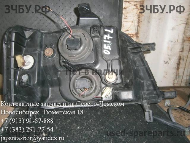 Honda StepWGN 1 Фара левая