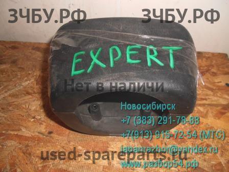 Nissan Avenir/Expert 2 (W11) Кожух рулевой колонки