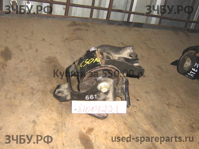 Hyundai Tucson 1 Опора двигателя