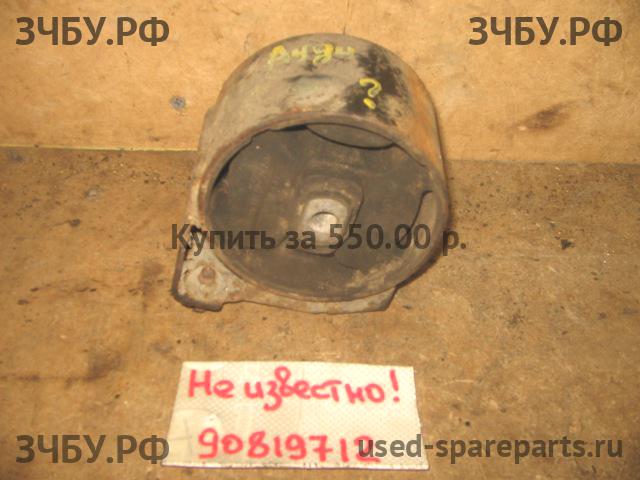 Volkswagen Passat B3 Опора двигателя
