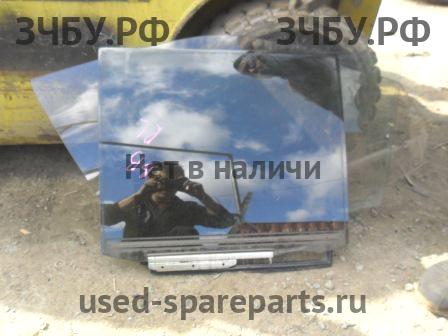 Toyota BB (1) Стекло двери задней левой