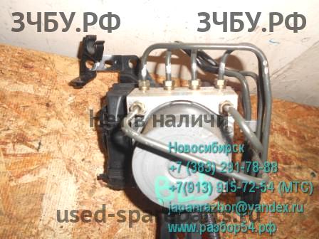 Subaru Legacy 4 (B13) Блок ABS (насос)