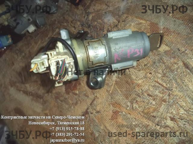 Toyota BB (1) Замок зажигания