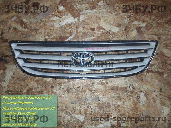 Toyota Gaia Решетка радиатора
