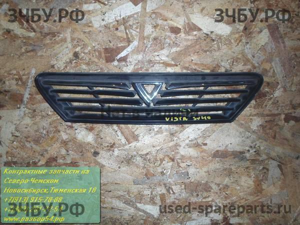 Toyota Vista (V40) Решетка радиатора