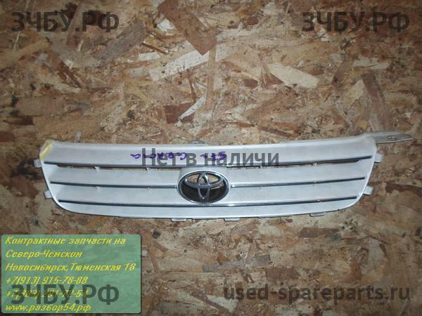 Toyota Camry 4 (V20) Решетка радиатора