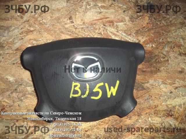 Mazda Familia [BJ] Накладка звукового сигнала (в руле)