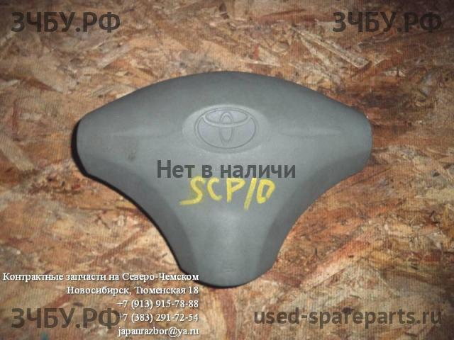 Toyota Vitz 1 Накладка звукового сигнала (в руле)