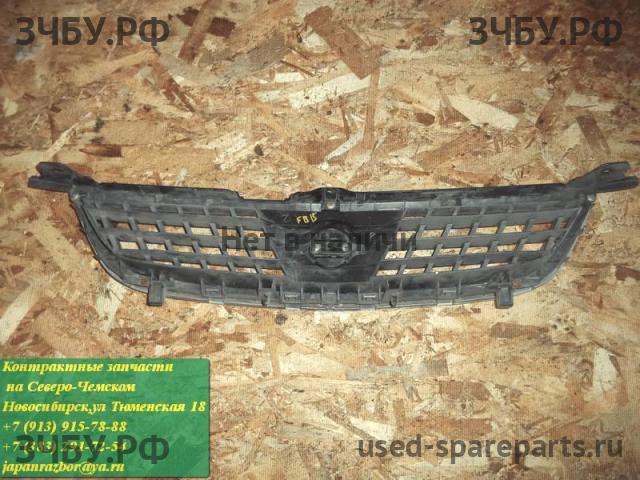 Nissan Sunny (B15) Решетка радиатора