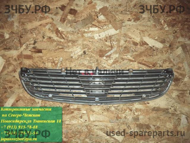 Nissan Cefiro (A33) Решетка радиатора