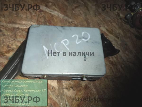 Toyota Funcargo Блок электронный