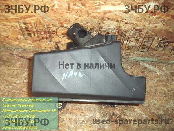 Mitsubishi Grandis (NA4W) Корпус воздушного фильтра