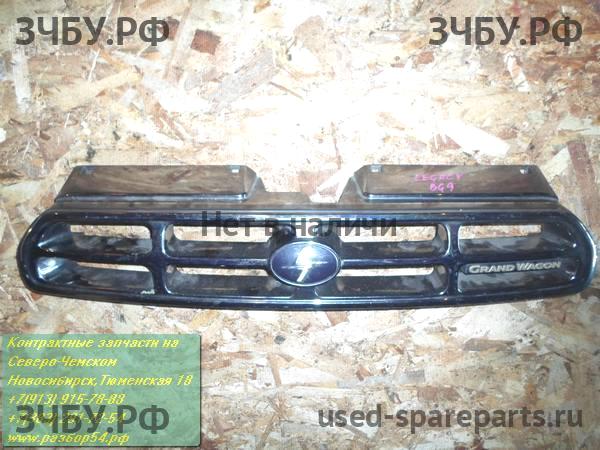 Subaru Legacy 2 (B11) Решетка радиатора