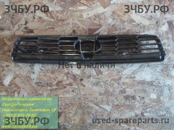 Subaru Legacy 3 (B12) Решетка радиатора