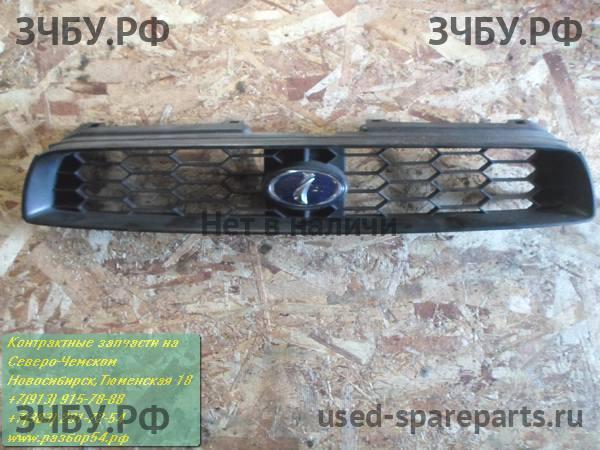 Subaru Impreza 2 (G11) Решетка радиатора