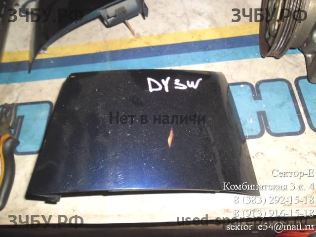 Mazda Demio 2 [DY] Рамка фонаря заднего правого