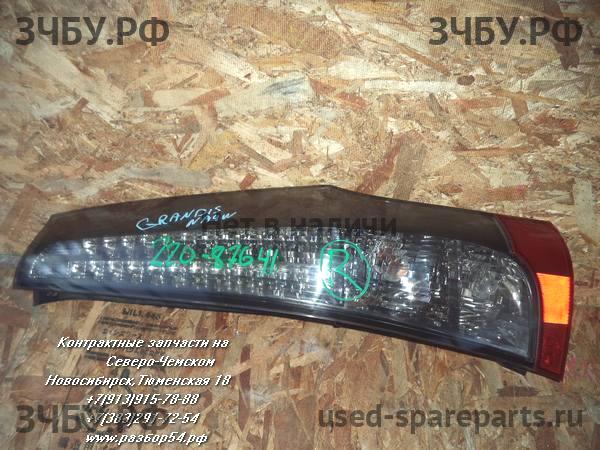 Mitsubishi Grandis (NA4W) Фонарь правый