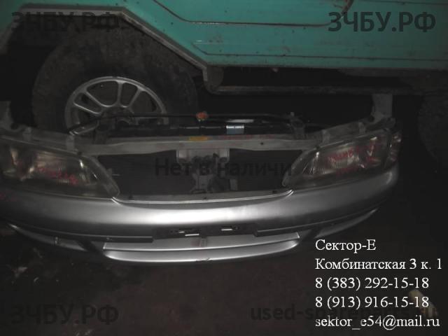 Nissan Primera P11 Решетка радиатора