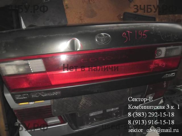 Toyota Carina.E (T190) Крышка багажника