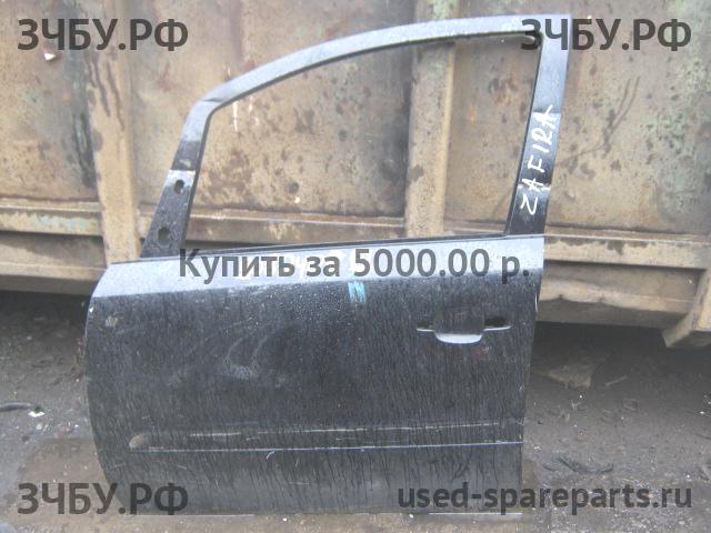 Opel Zafira B Дверь передняя левая