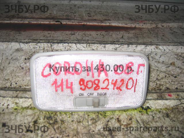 Toyota Corolla (E14 - E15) Плафон салонный