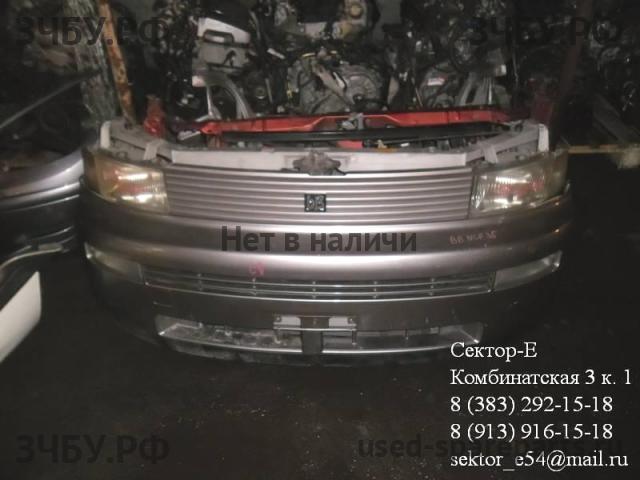 Toyota BB (1) Решетка радиатора