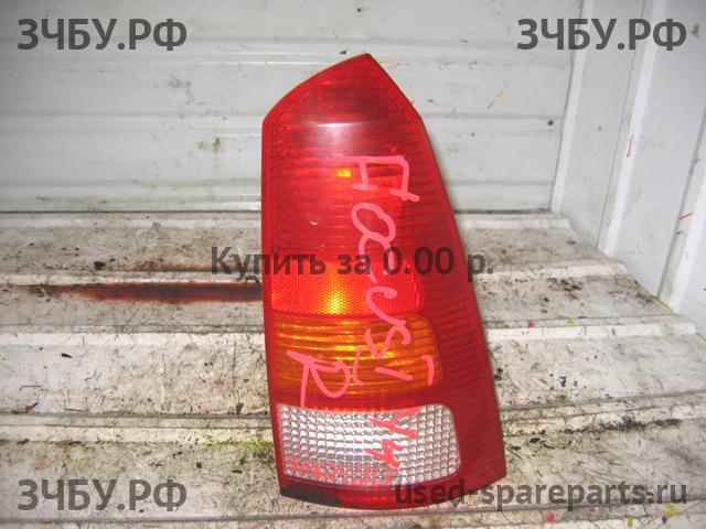 Ford Focus 1 Фонарь правый