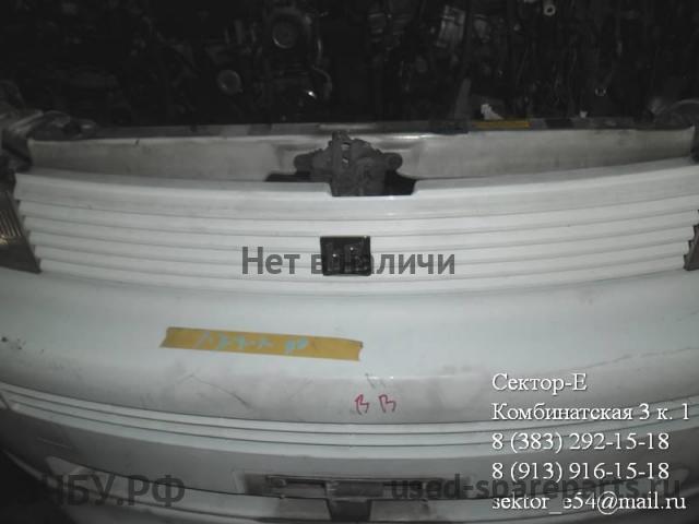 Toyota BB (1) Решетка радиатора